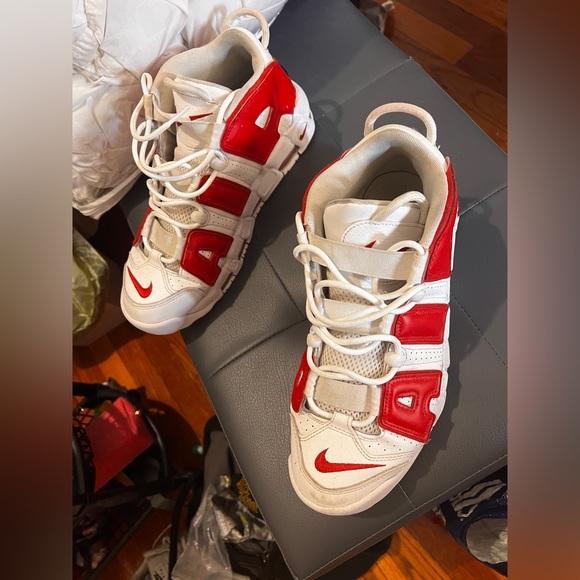 Men’s Nike air more uptempos. White and red - Picture 2 of 6